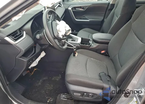 2024 Toyota Rav4 Xle z USA, uszkodzony, nr VIN 2T3P1RFV1RC485021